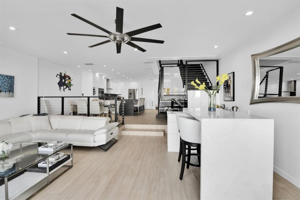 1035 Boca Cove Lane, Highland Beach, FL 33487 Photo