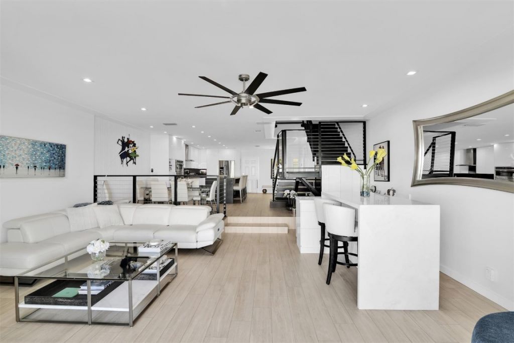 1035 Boca Cove Lane, Highland Beach, FL 33487 Photo