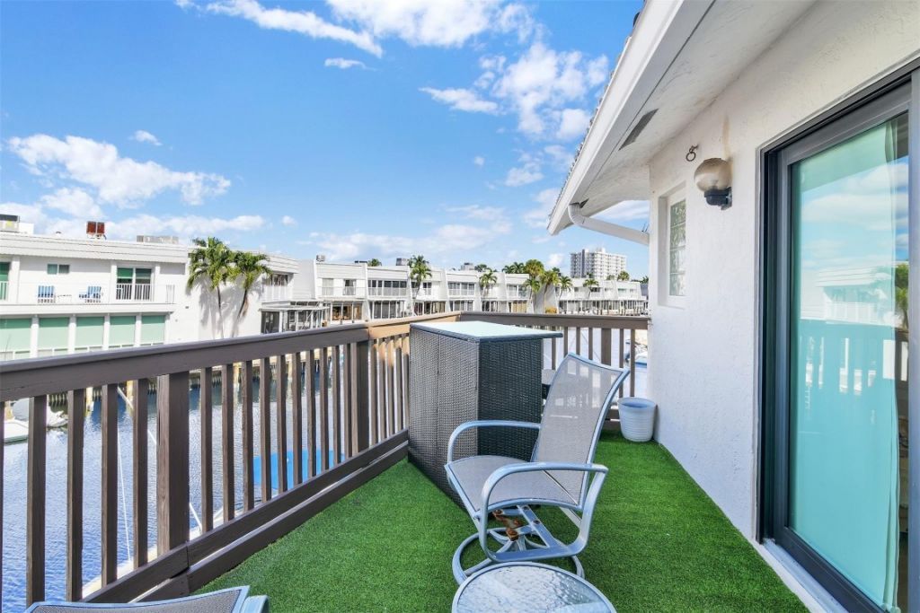 1035 Boca Cove Lane, Highland Beach, FL 33487 Photo