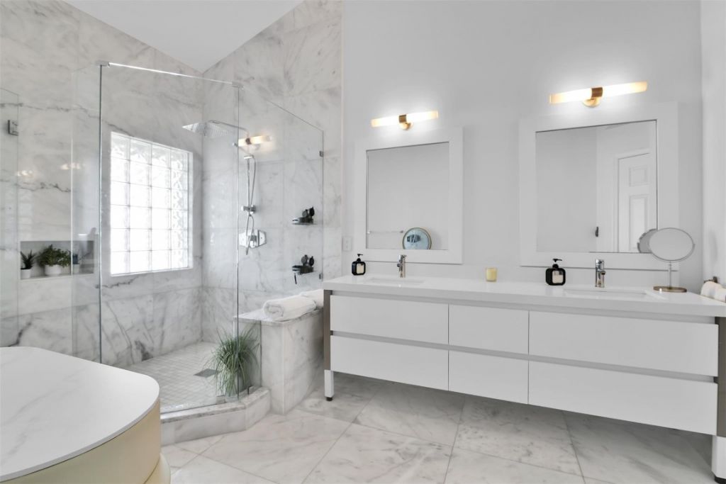 1035 Boca Cove Lane, Highland Beach, FL 33487 Photo