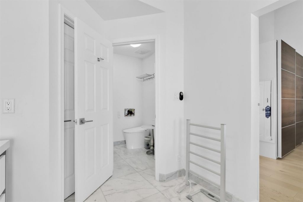 1035 Boca Cove Lane, Highland Beach, FL 33487 Photo