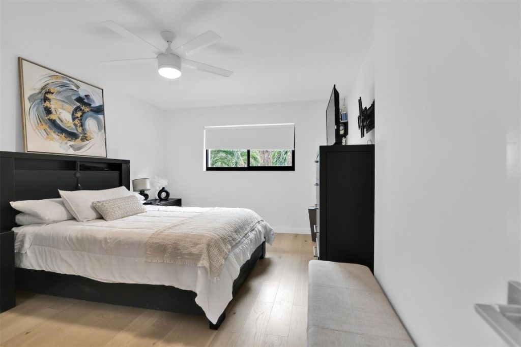 1035 Boca Cove Lane, Highland Beach, FL 33487 Photo