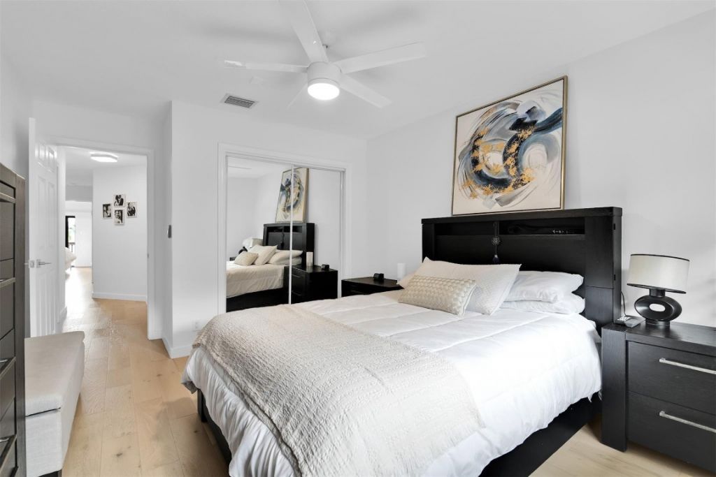 1035 Boca Cove Lane, Highland Beach, FL 33487 Photo