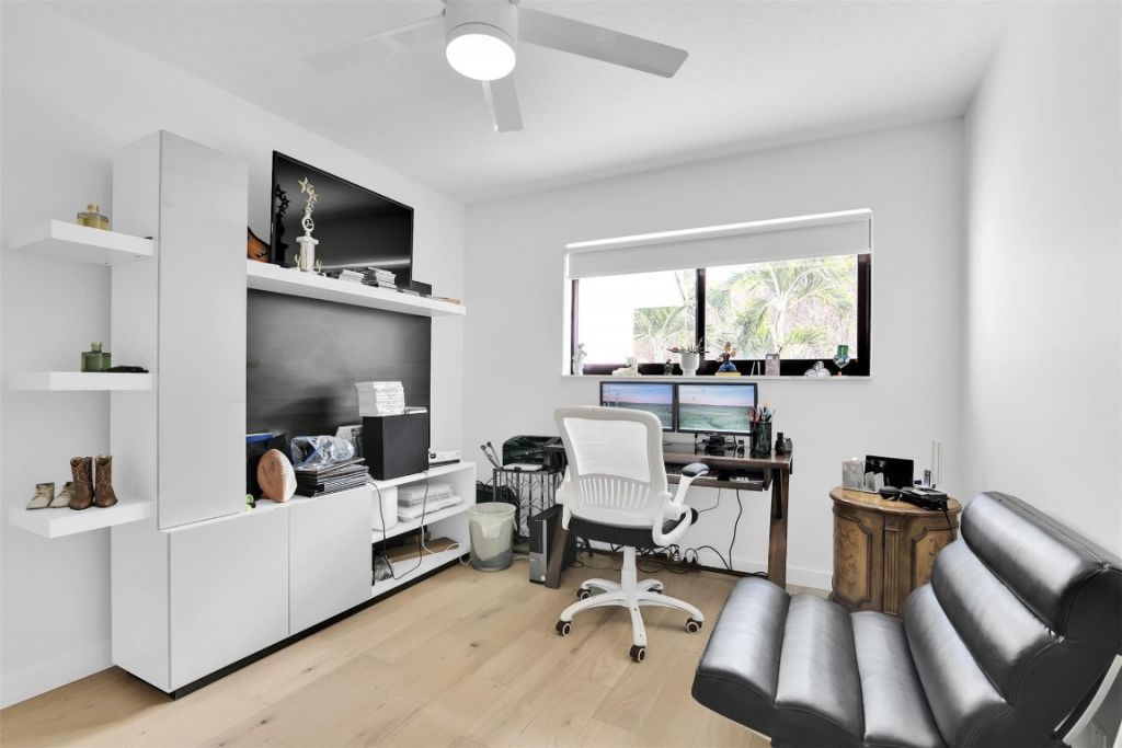 1035 Boca Cove Lane, Highland Beach, FL 33487 Photo