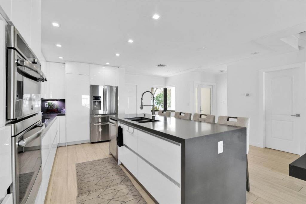 1035 Boca Cove Lane, Highland Beach, FL 33487 Photo