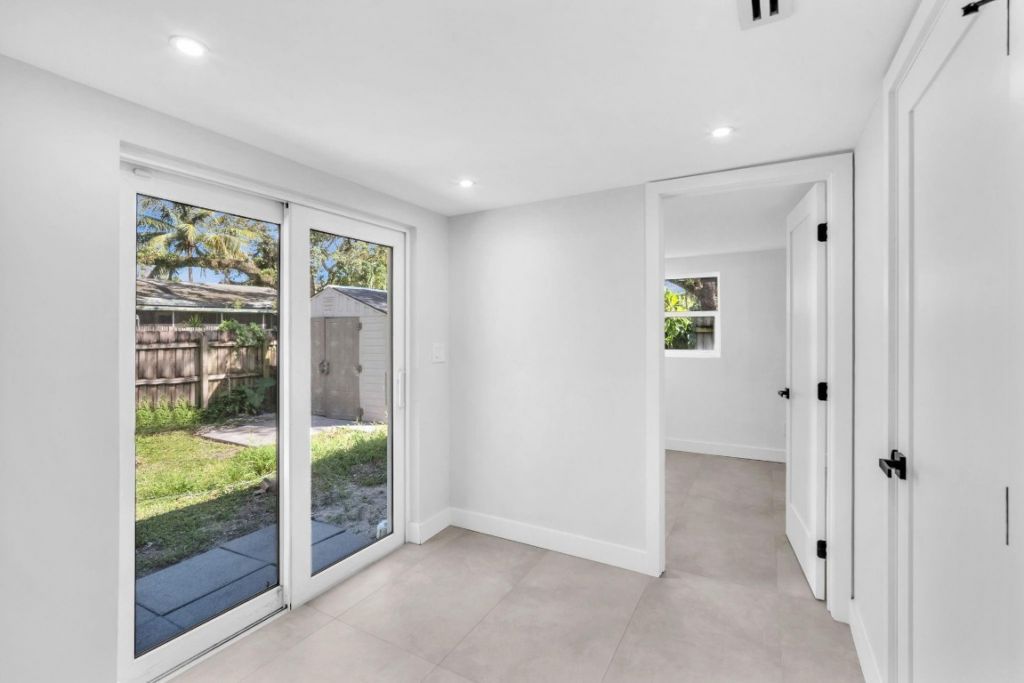 4640 SW 25th Ter, Dania Beach, FL 33312 Photo