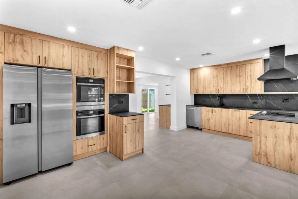 4640 SW 25th Ter, Dania Beach, FL 33312 Photo