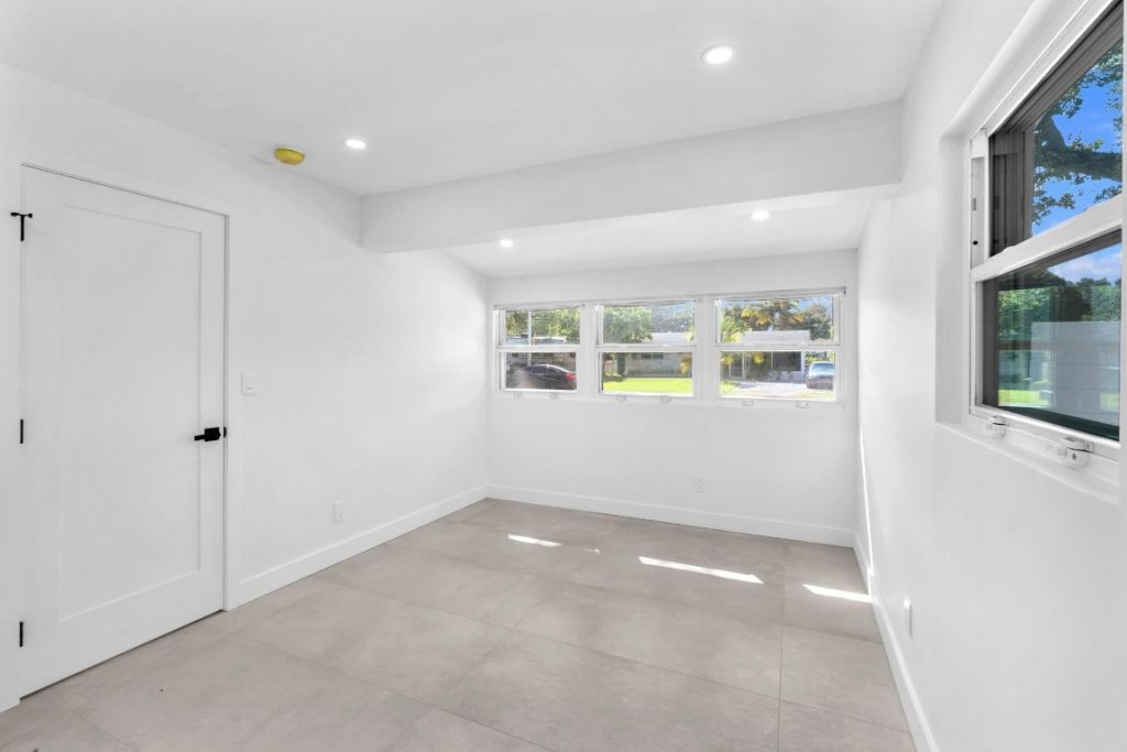 4640 SW 25th Ter, Dania Beach, FL 33312 Photo