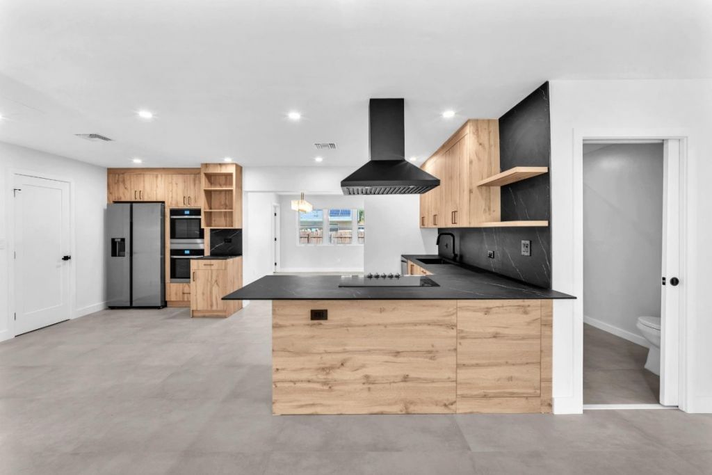 4640 SW 25th Ter, Dania Beach, FL 33312 Photo