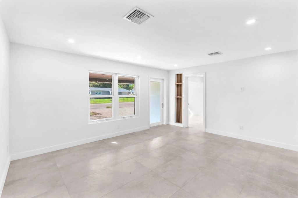 4640 SW 25th Ter, Dania Beach, FL 33312 Photo