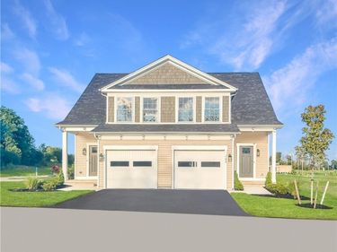 1102 Carriage Lane, Unit 1102, West Seneca, NY 14224