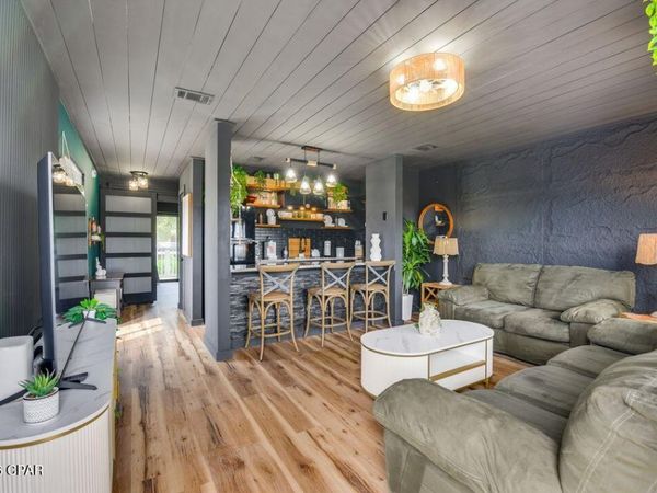 6829 Thomas Drive, Unit 408, Panama City, FL 32408