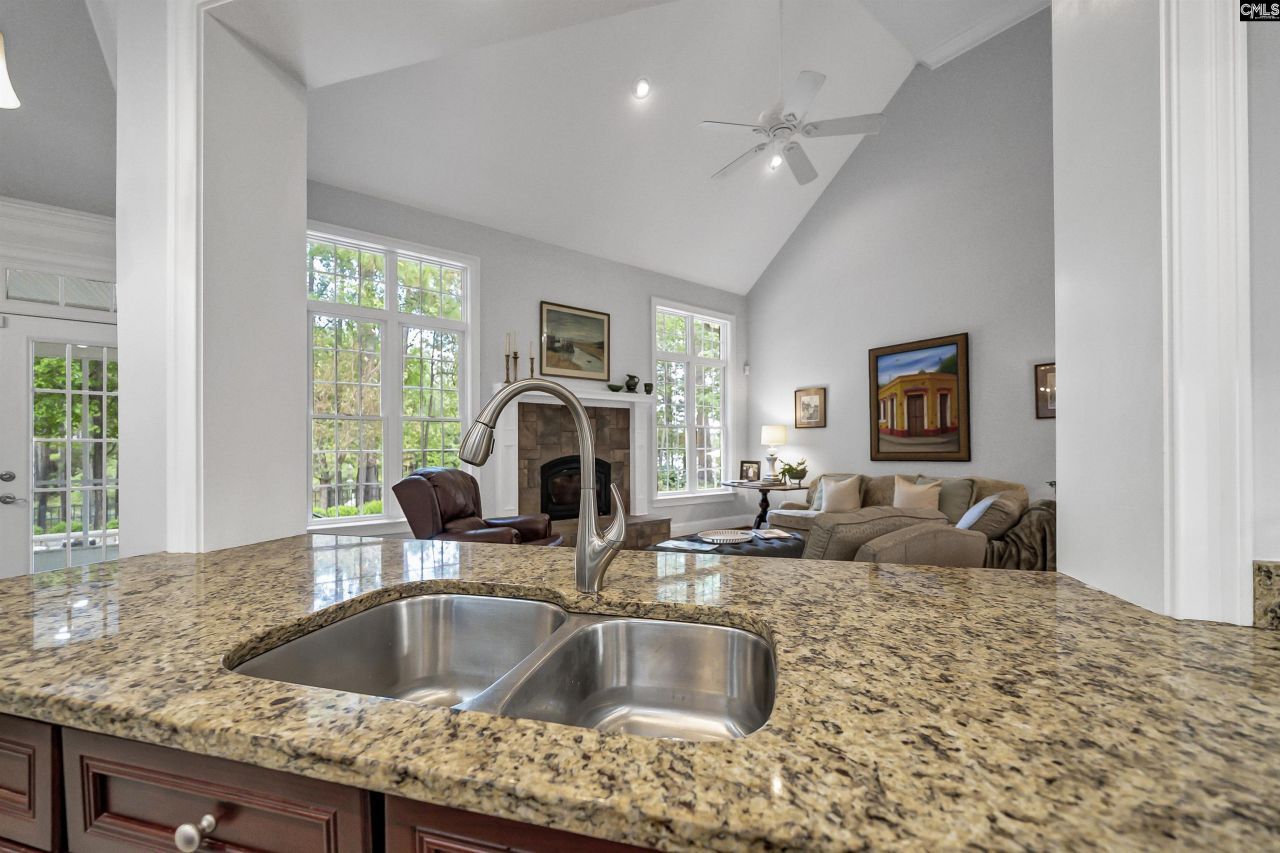 24 Burgee Court Photo 30