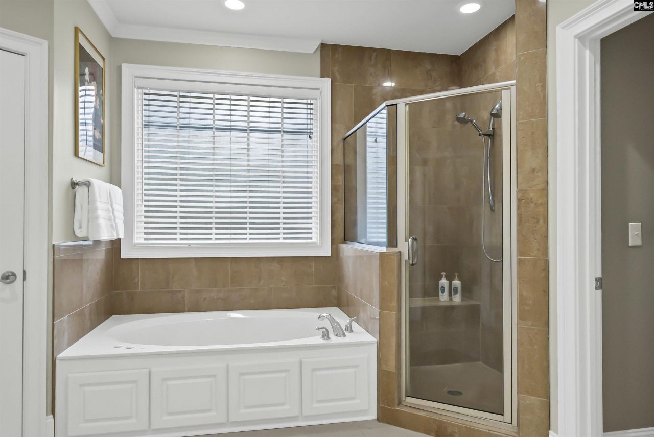 24 Burgee Court Photo 40