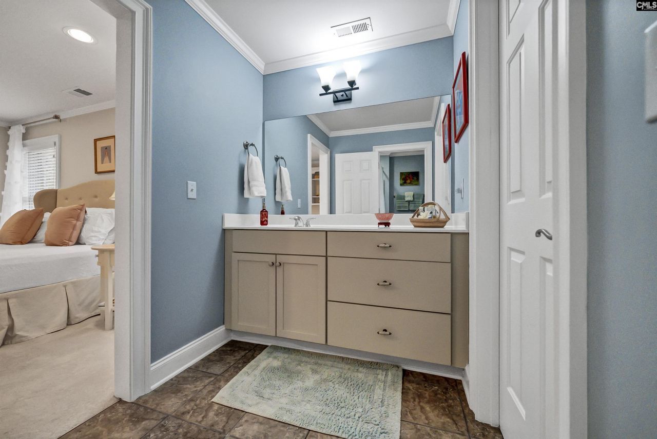 24 Burgee Court Photo 58