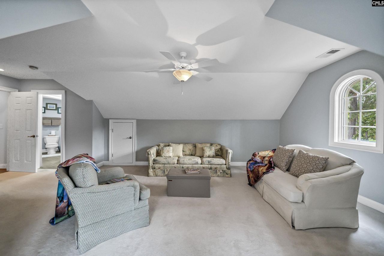 24 Burgee Court Photo 63