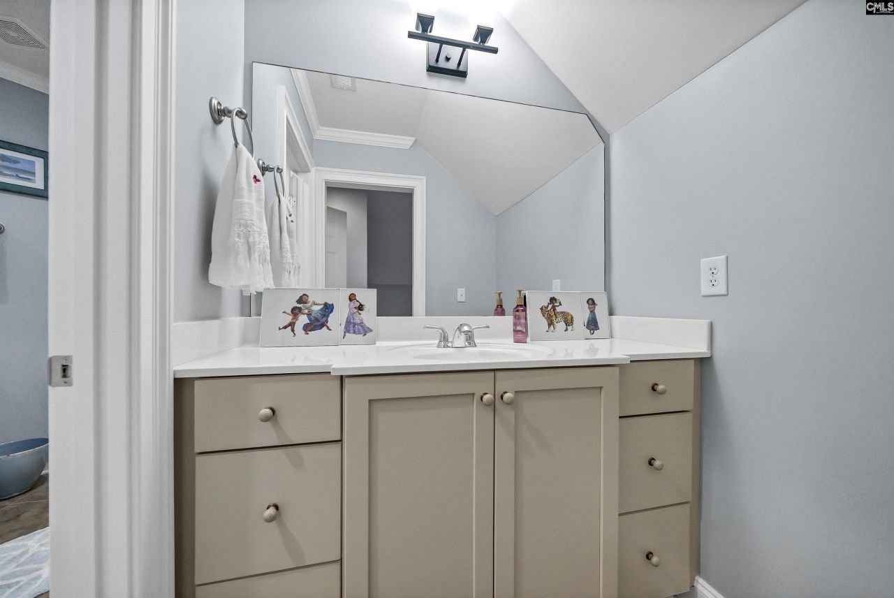 24 Burgee Court Photo 64