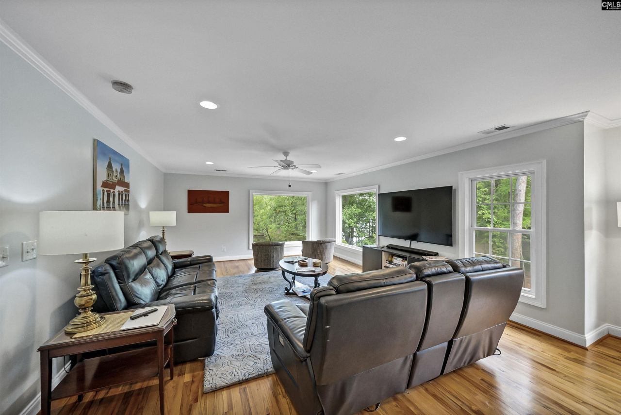 24 Burgee Court Photo 70