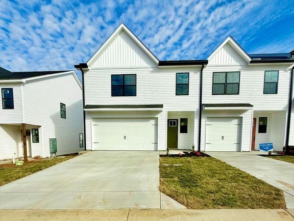 8826 Chapman Trace Way, Knoxville, TN 37920