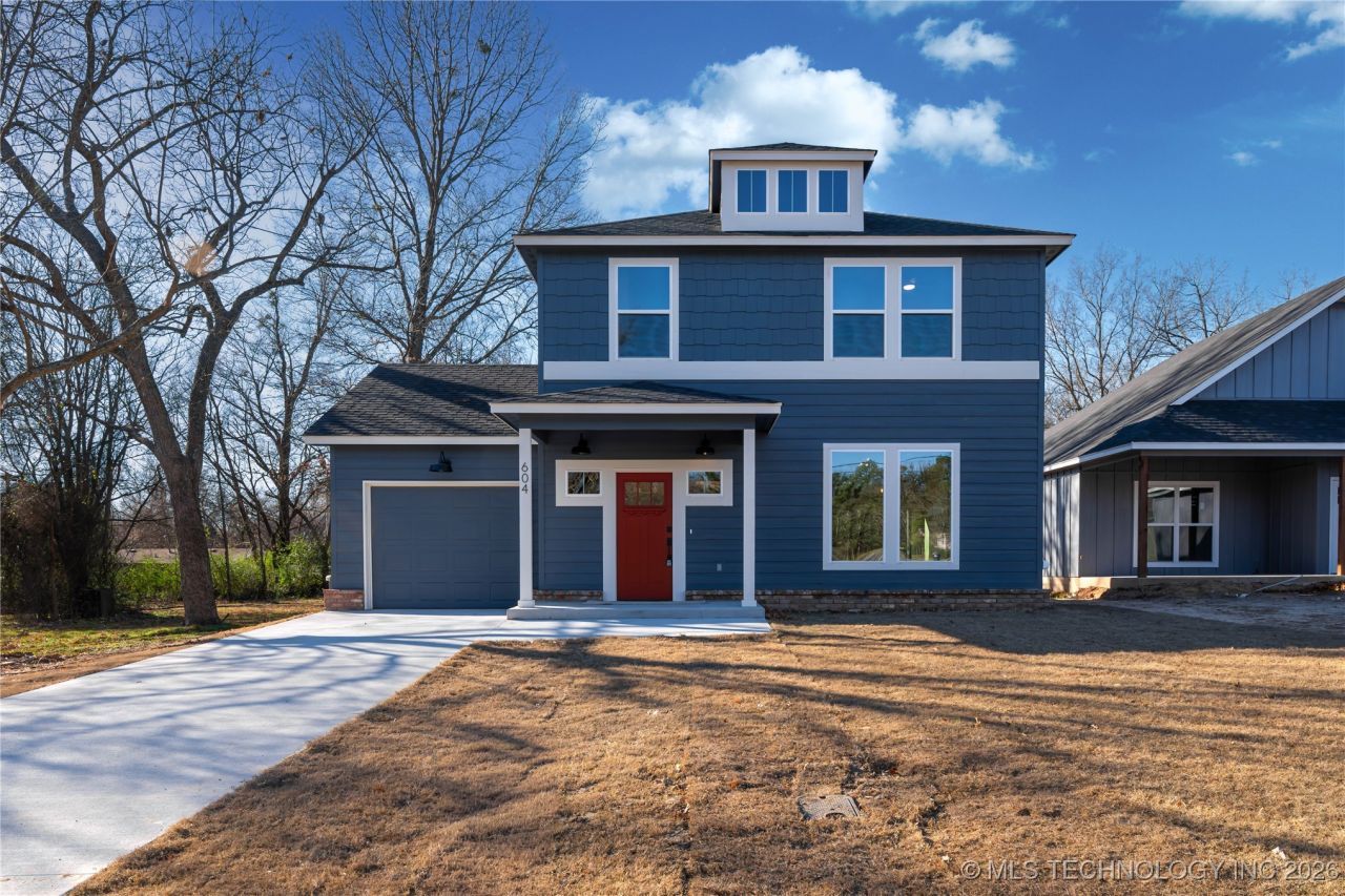 604 S Division Street, Coweta, OK 74429 Main Photo