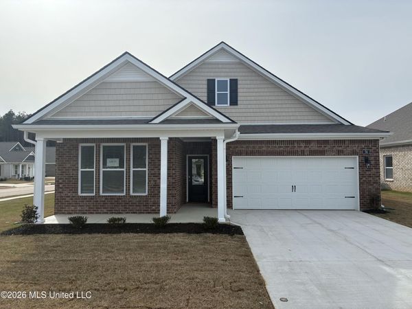 74 Harvest Dance Drive, Byhalia, MS 38611