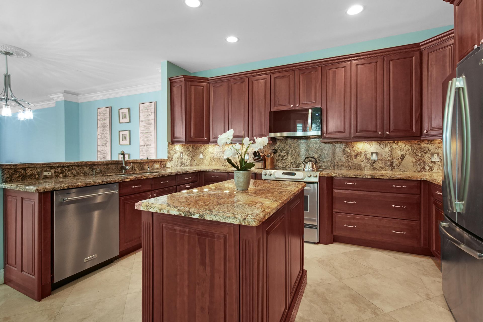 814 N Victoria Park Road, Fort Lauderdale, FL 33304 Photo