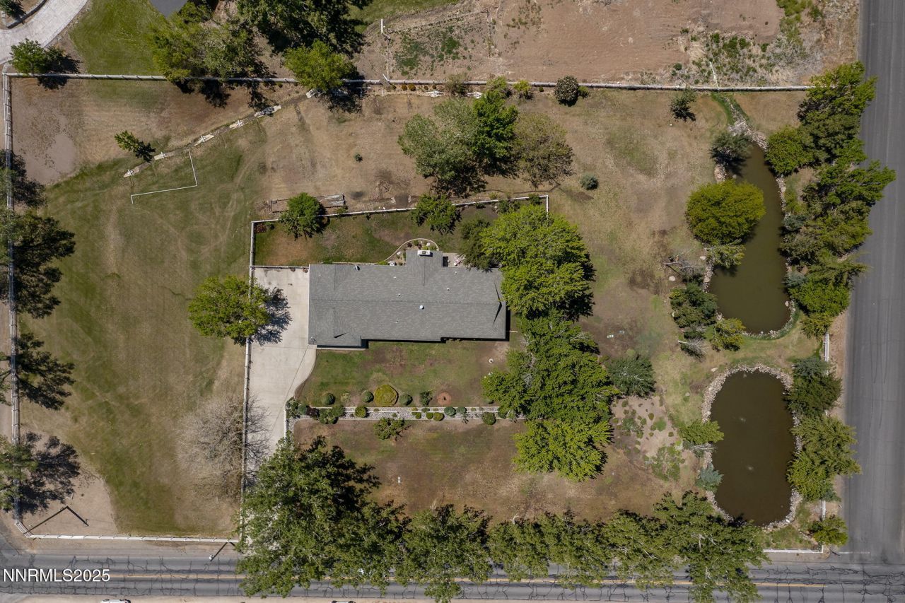 8355 Lakeside Drive, Reno, NV 89511 Photo