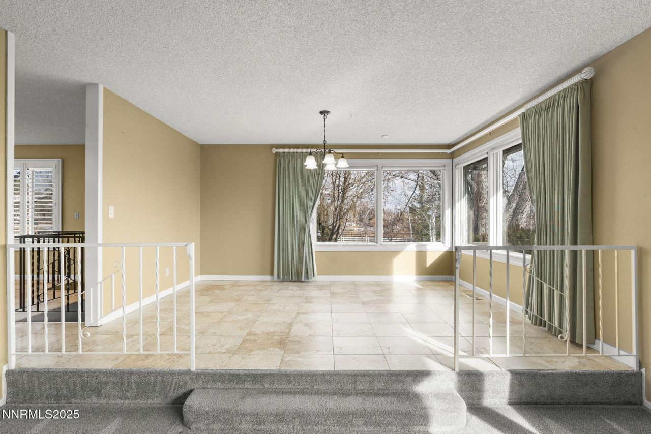 8355 Lakeside Drive, Reno, NV 89511 Photo