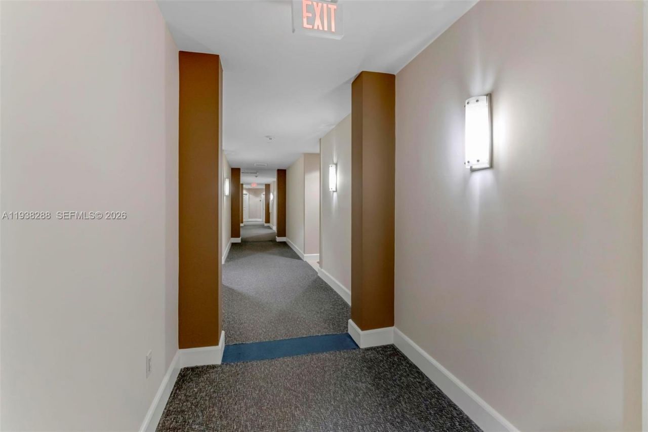 1945 S Ocean Dr , Unit 403, Hallandale Beach, FL 33009 Photo