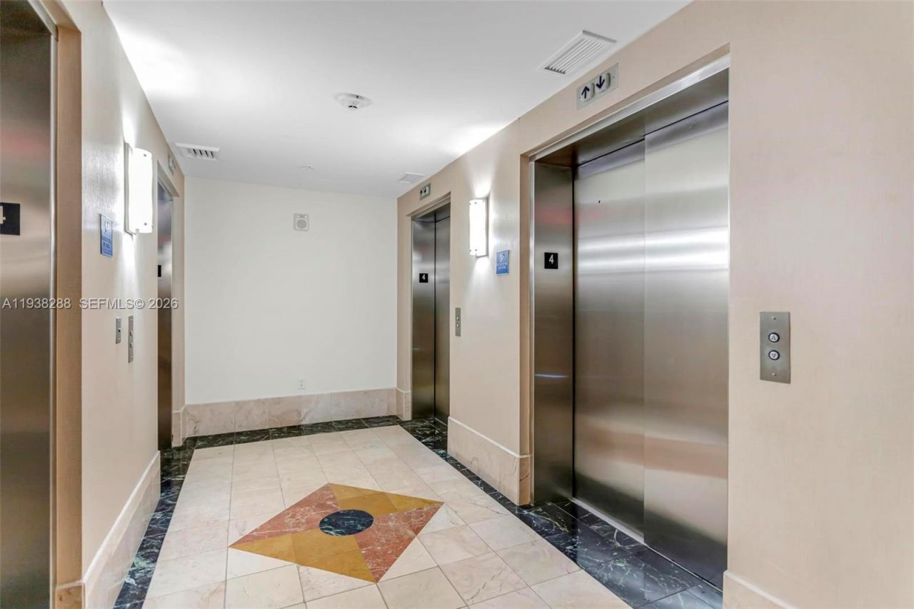 1945 S Ocean Dr , Unit 403, Hallandale Beach, FL 33009 Photo