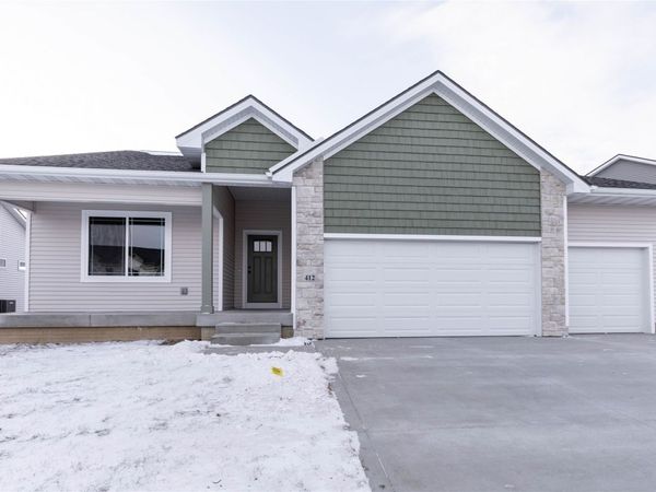 412 NE Madison Avenue, Elkhart, IA 50073