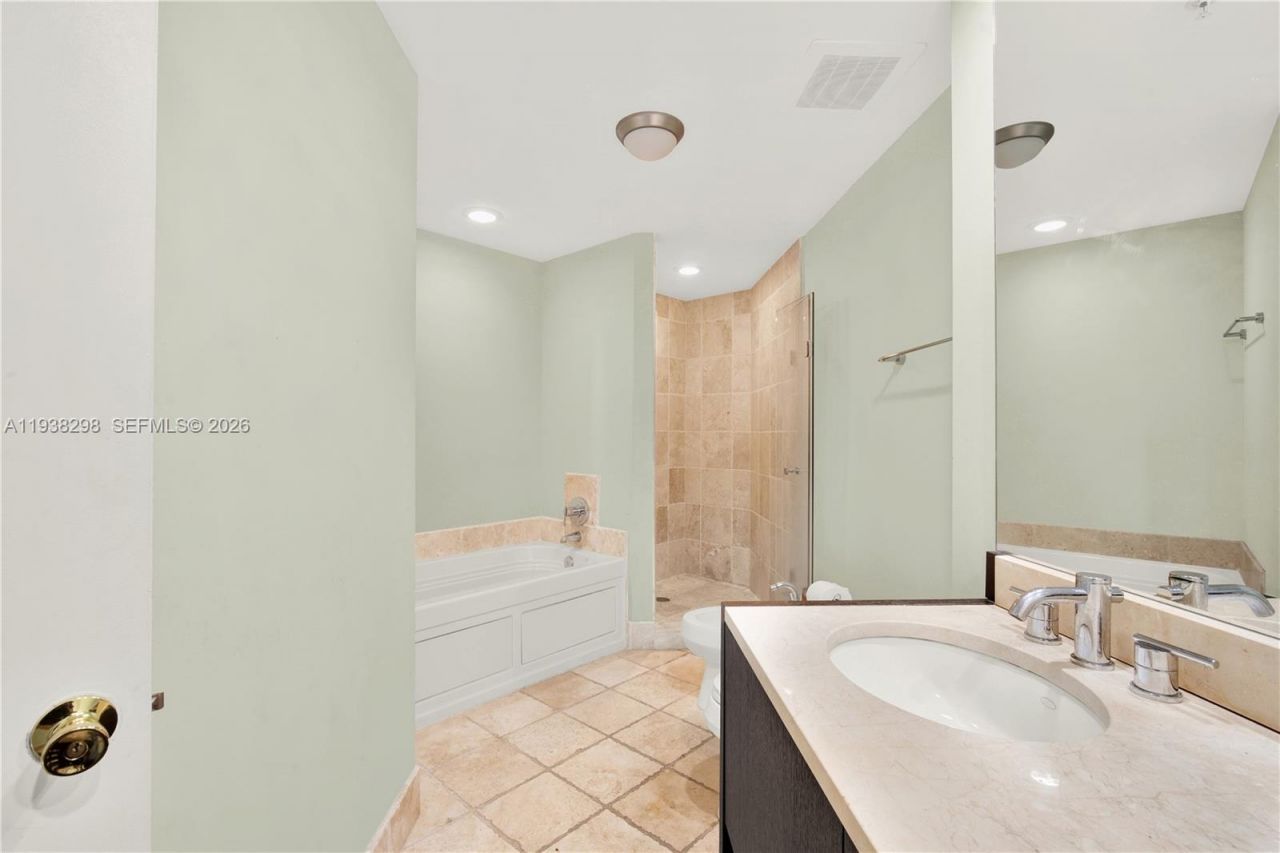 18201 Collins Ave , Unit 801A, Sunny Isles Beach, FL 33160 Photo