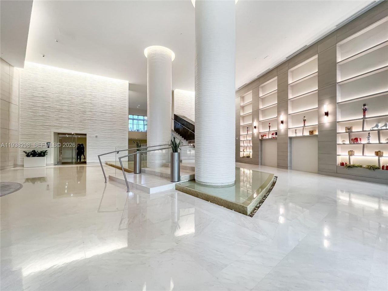 18201 Collins Ave , Unit 801A, Sunny Isles Beach, FL 33160 Photo