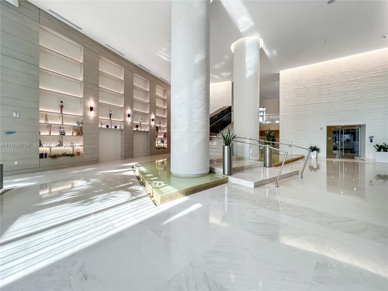 18201 Collins Ave , Unit 801A, Sunny Isles Beach, FL 33160 Photo