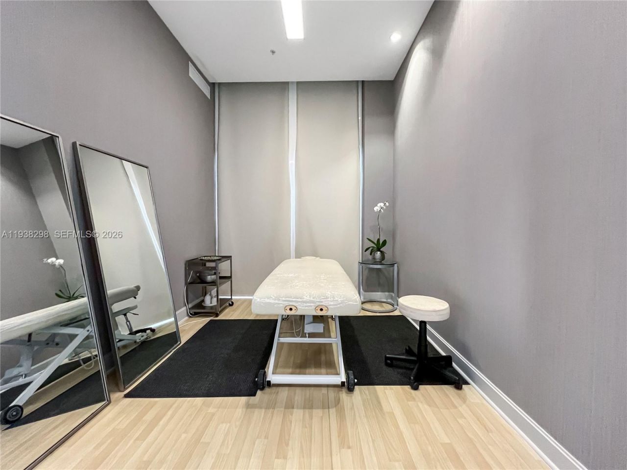 18201 Collins Ave , Unit 801A, Sunny Isles Beach, FL 33160 Photo