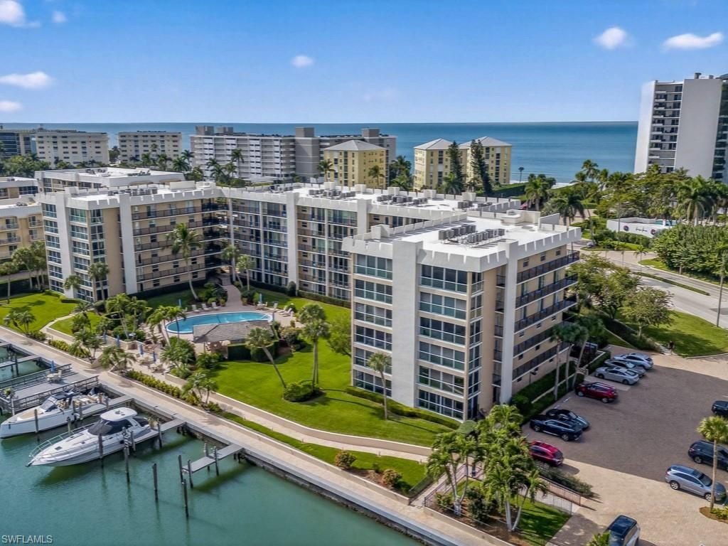 3500 Gulf Shore Blvd N, Unit 104, Naples, FL 34103 Photo