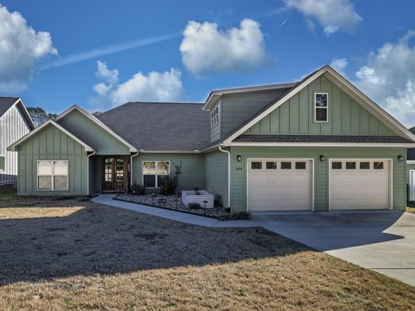 664 Hiram, Bauxite, AR 72011