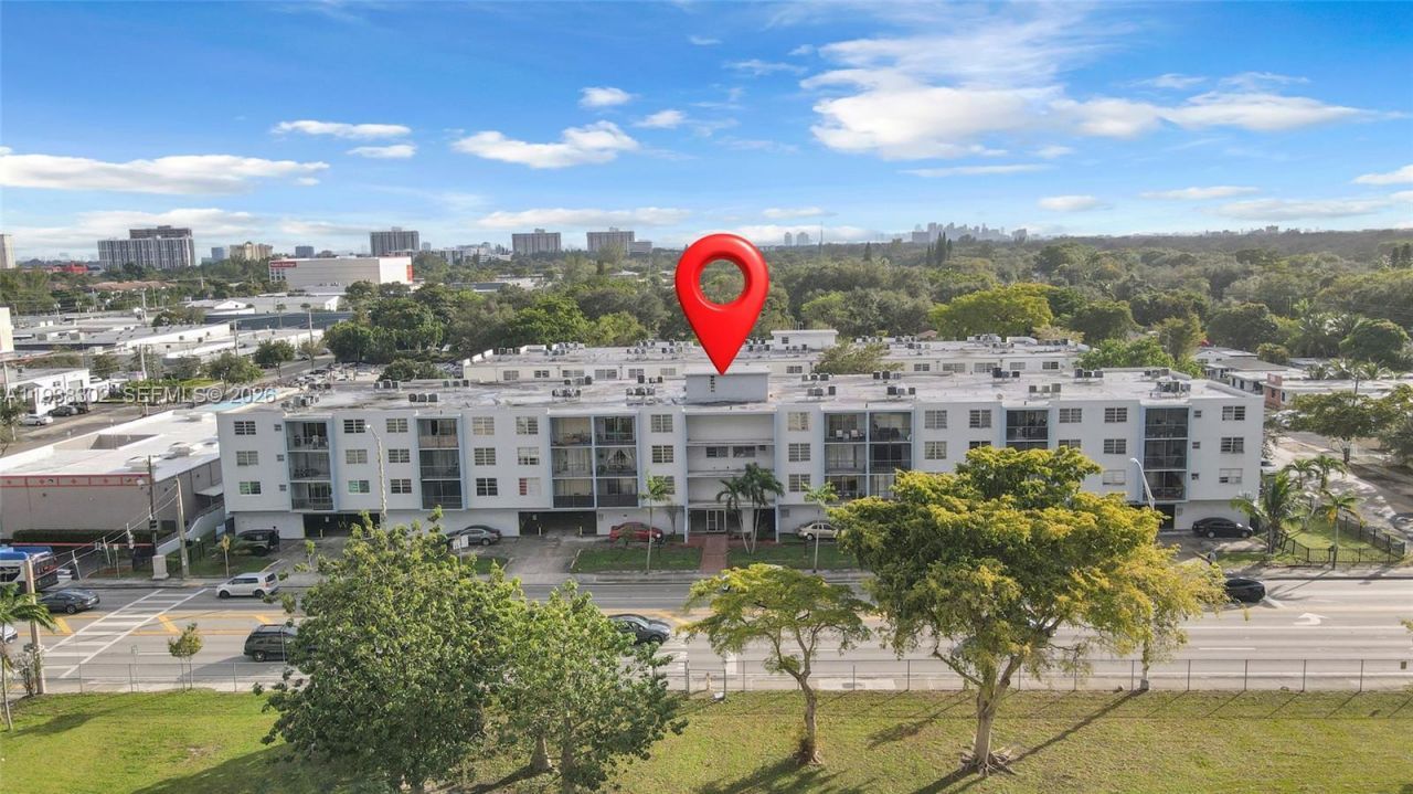 1250 NE 125th St, Unit 311C, North Miami, FL 33161 Photo