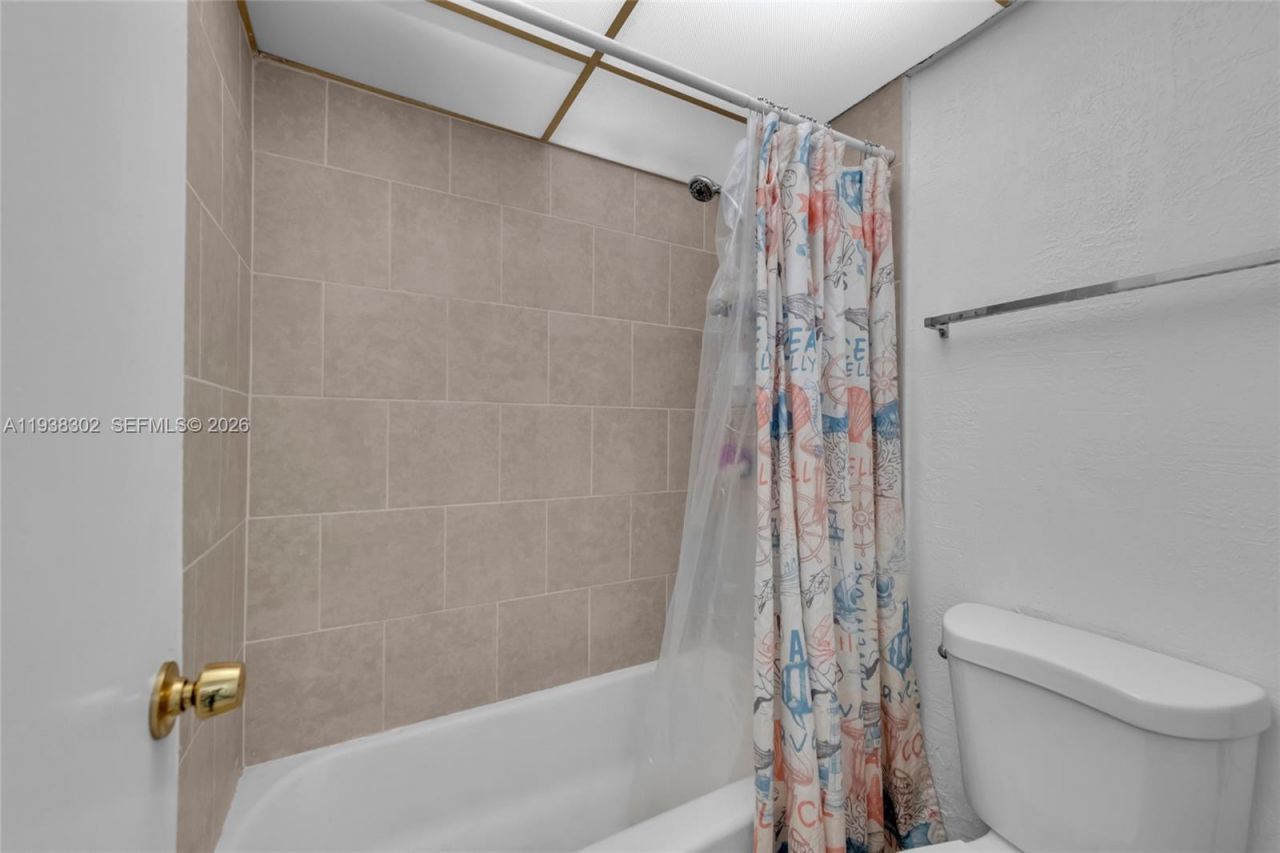 1250 NE 125th St, Unit 311C, North Miami, FL 33161 Photo