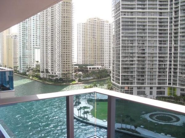 200 Biscayne Boulevard Way, Unit 906, Miami, FL 33131
