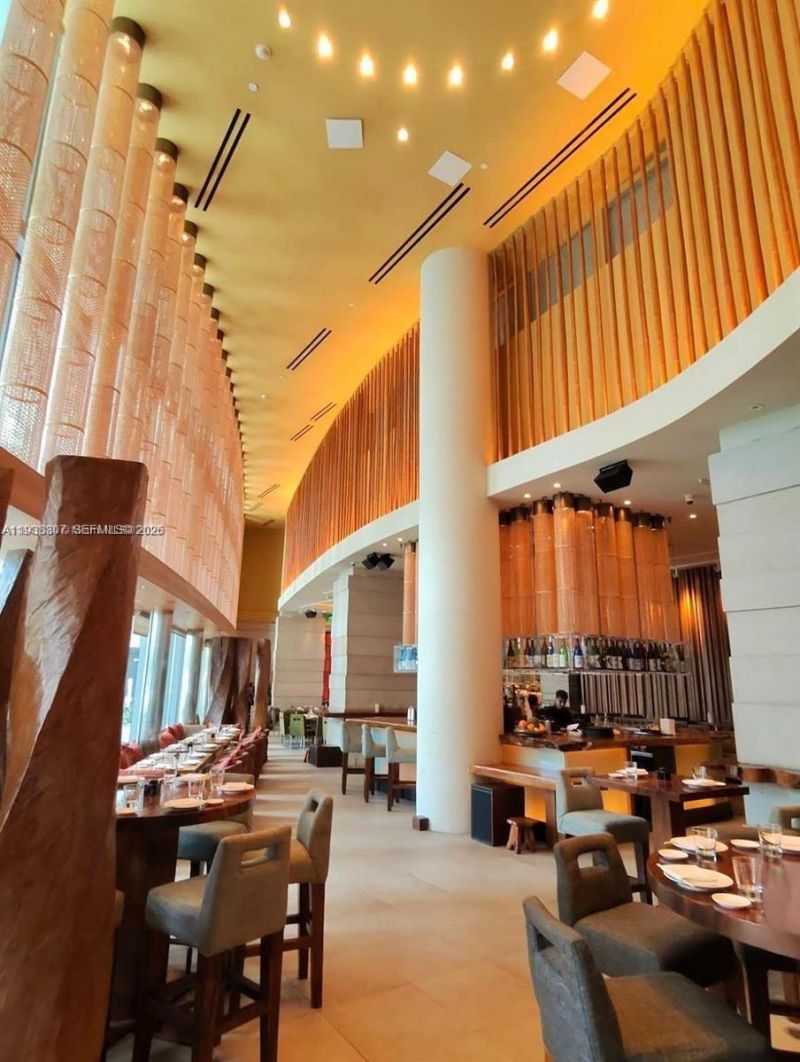 200 Biscayne Boulevard Way, Unit 906, Miami, FL 33131 Photo