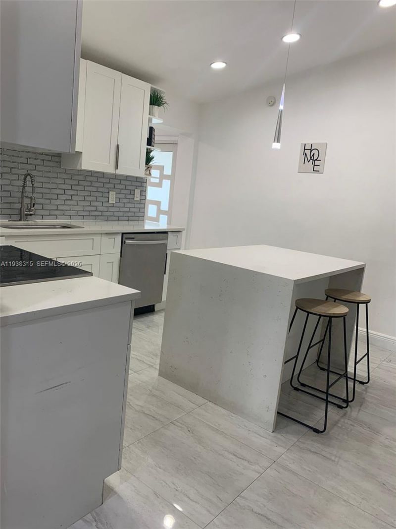 6620 Custer St, Hollywood, FL 33024 Photo