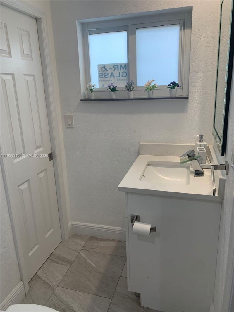 6620 Custer St, Hollywood, FL 33024 Photo