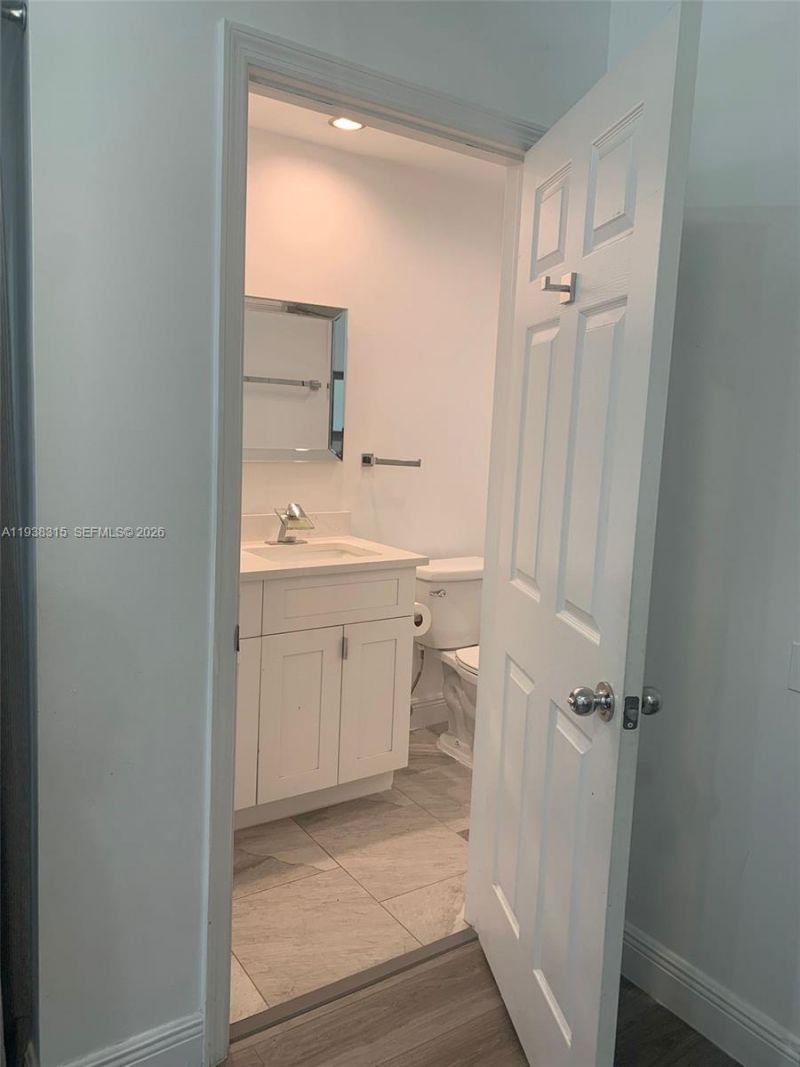 6620 Custer St, Hollywood, FL 33024 Photo