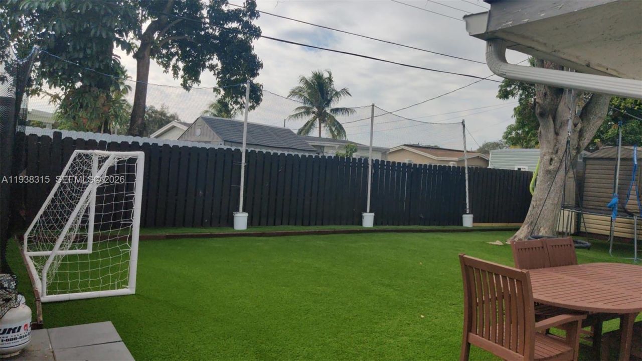 6620 Custer St, Hollywood, FL 33024 Photo