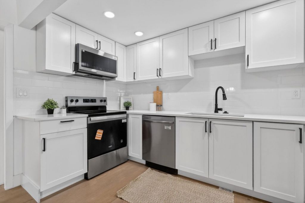 621 1st Street, Hialeah, FL 33010 Photo