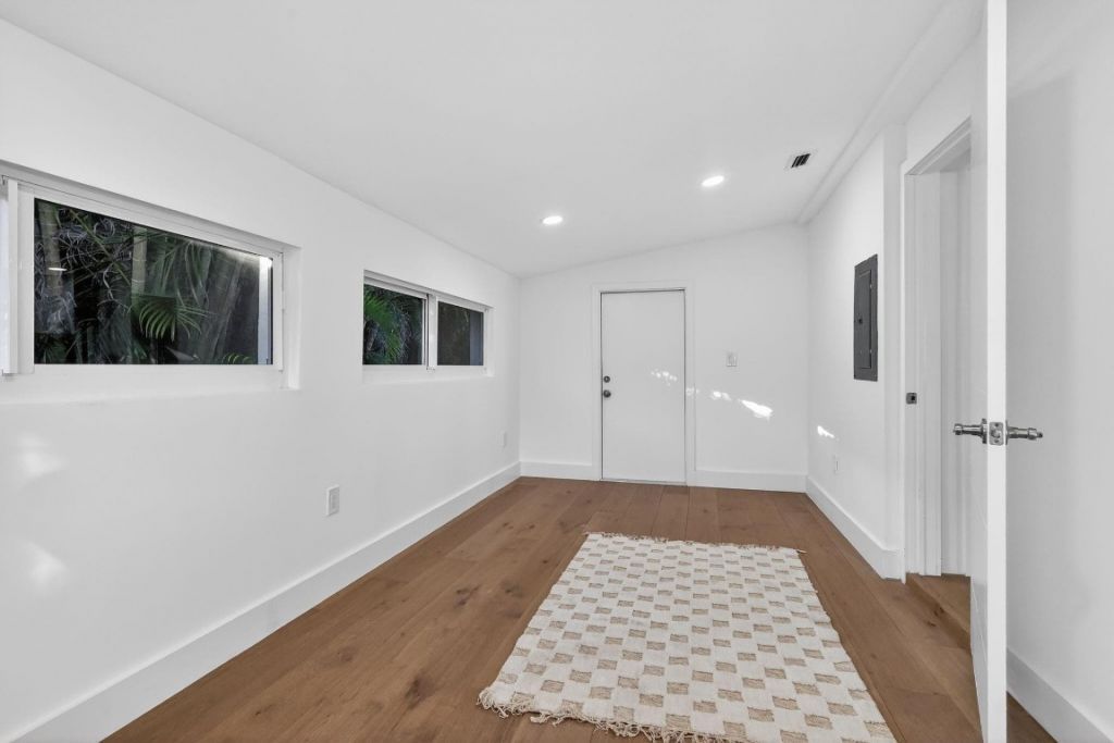 621 1st Street, Hialeah, FL 33010 Photo