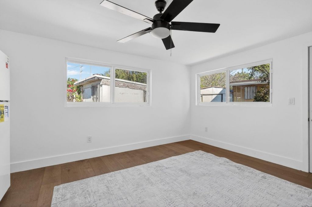 621 1st Street, Hialeah, FL 33010 Photo