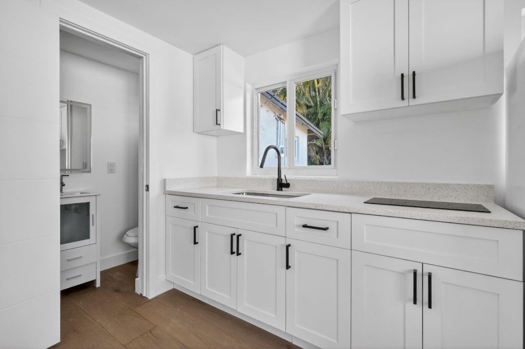 621 1st Street, Hialeah, FL 33010 Photo