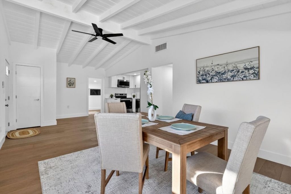 621 1st Street, Hialeah, FL 33010 Photo